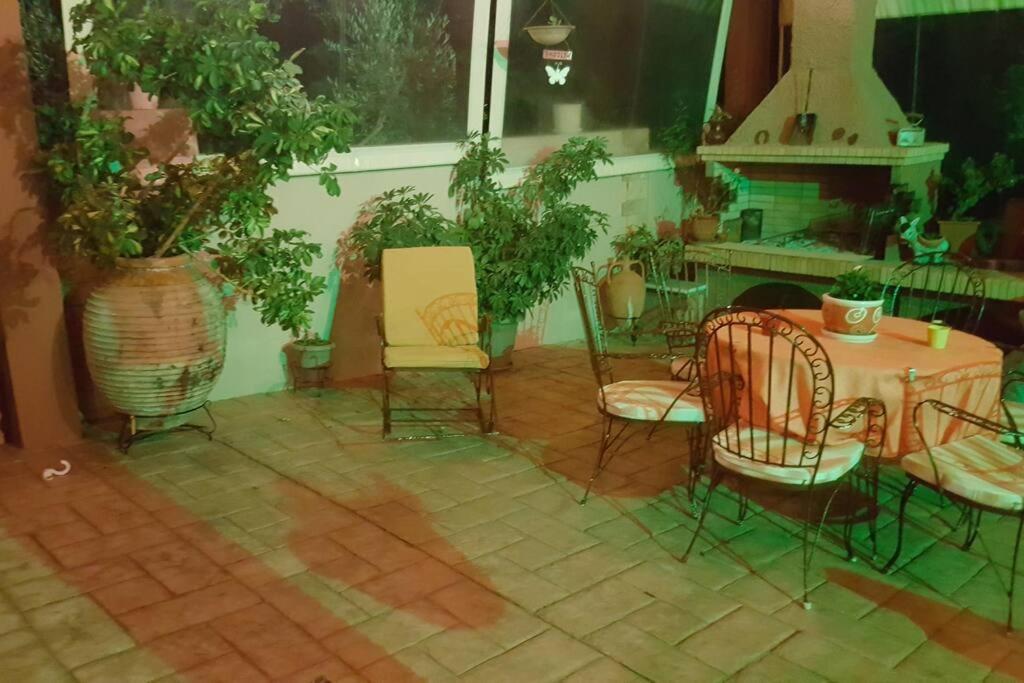 Mastic House